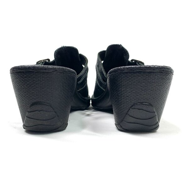 Clark's Black Leather Mule Clogs With Buckle 2.5" Wedge Heel Size Women's 8 - Picture 4 of 7